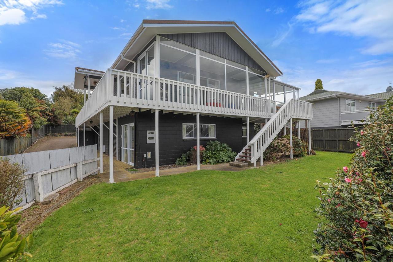Woodward House Taupo Villa Екстериор снимка